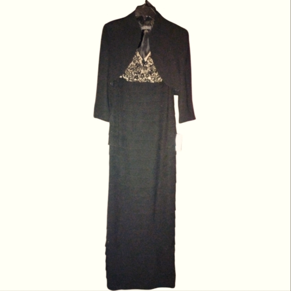 NWT 2 PC SET